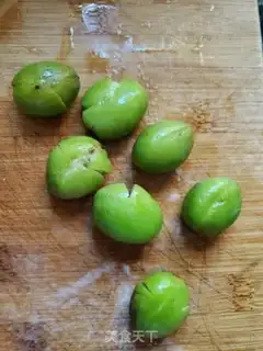 Make Skinny olive stew step 1