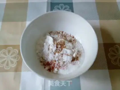Make Homemade multi-flavored peanuts step 1