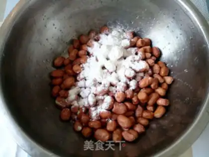 Make Homemade multi-flavored peanuts step 4