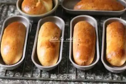Make Salted egg spicy bread step 14