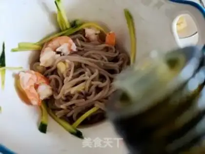 Make Shrimp noodles step 10
