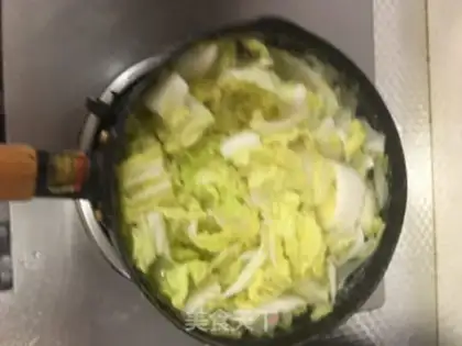 Make Sweet shrimp doll soup step 2