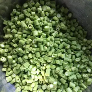 Make Homemade sour beans step 1