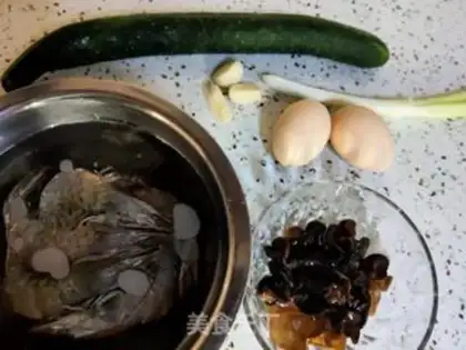 Make cucumber-mixed shrimp step 0