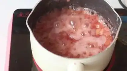 Make A peach urchin roll step 0