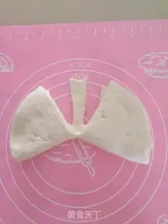Make Net butterflies on bread step 16