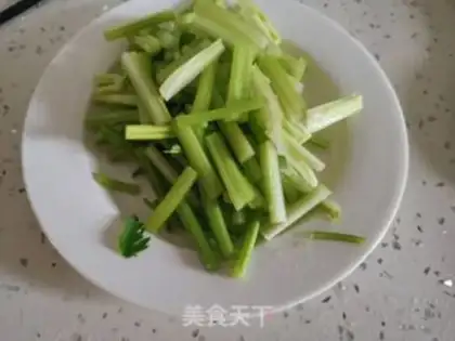 Make Celery with potatoes step 2