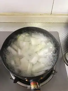 Make Silvermeal soup step 1