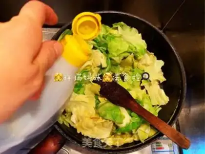 Make Spicy cabbage step 3