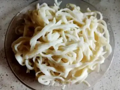 Make Tomato-covered noodles step 5