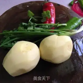 Make Five flowers with beans whips step 11