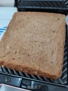 Make Cheese bacon sandwich step 5