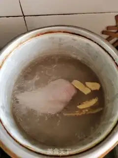 Make Lemonhand tore chicken step 1