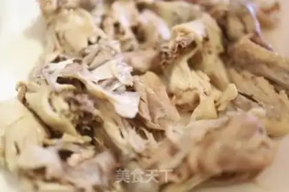 Make A simple white cut chicken step 3