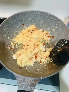 Make Pretzels and fried rice step 3