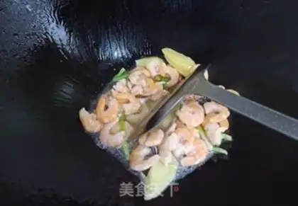 Make Shrimp and crotch step 4