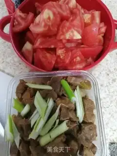 Make Homemade beef stew tomato step 2