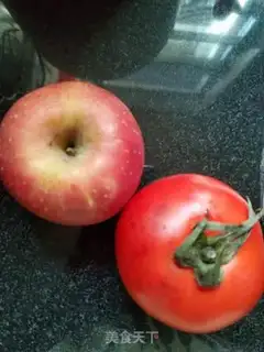 Make Tomato apple juice step 0