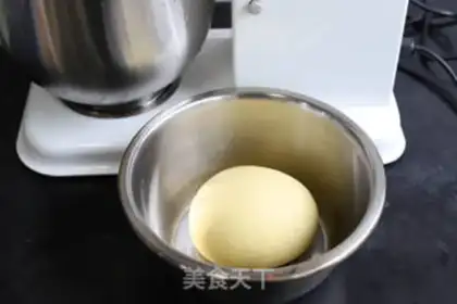 Make One-time fermented corn buns step 3