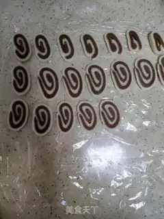 Make Cat ears step 12