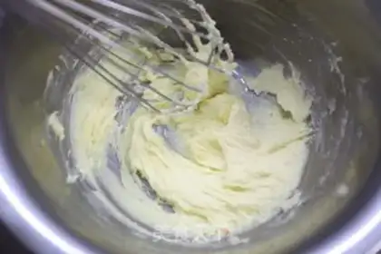 Make Orange cocoa cake step 2