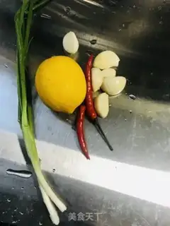 Make The lemon shrimp step 1