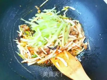 Make Homemade fish fragrance step 5