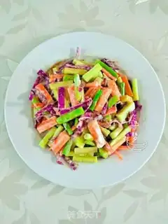 Make Crab rods, salad step 5