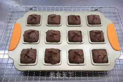 Make Orange cocoa cake step 13