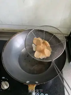 Make Homemade shrimp chips step 17