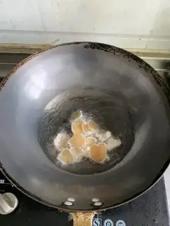 Make Homemade shrimp chips step 18