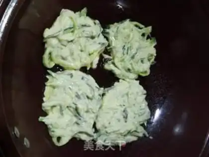 Make cucumber eggcake step 4