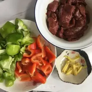 Make Cream pepper beef step 0