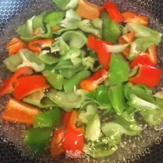 Make Cream pepper beef step 1