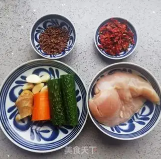Make Spicy chicken silk step 0