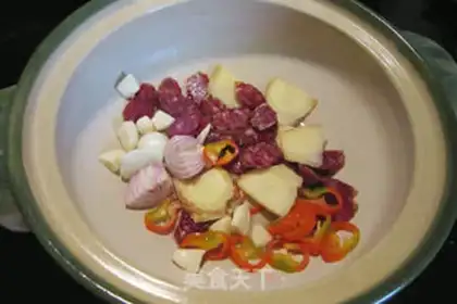 Make Chicken wing seafood step 6