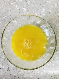 Make Pumpkin eggs step 1