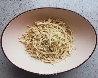 Make Spicy chicken silk step 5