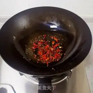 Make Spicy chicken silk step 6