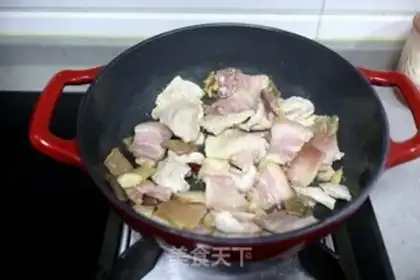Make Spicy pot step 7