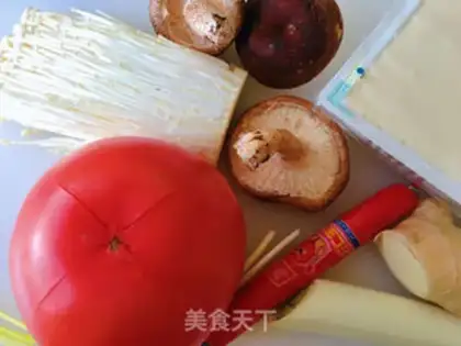 Make Tomato mushroom tofu soup step 0