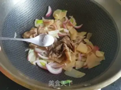 Make Onion chips, fat cow step 9