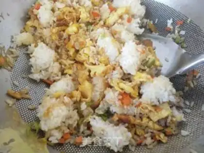 Make Egg fried rice step 5