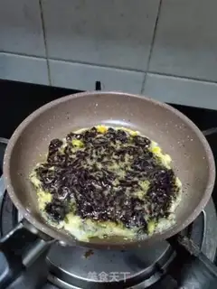 Make The omelet step 4