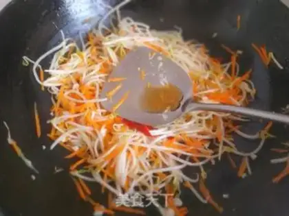 Make Jealousy bean sprouts step 10
