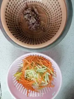 Make Celery beef step 0