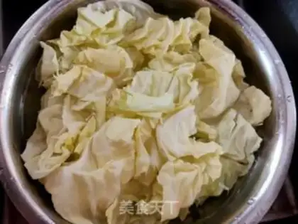 Make A cabbage and a fan step 1