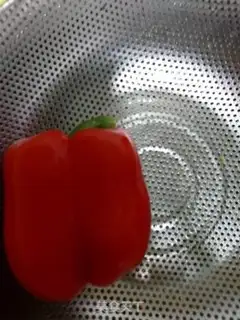 Make Paprika fried chicken chest step 0