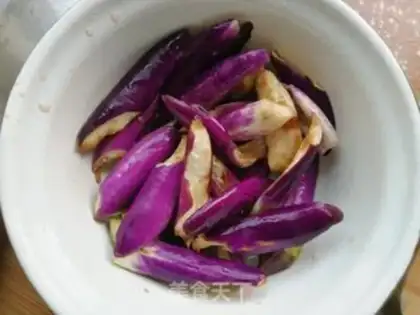 Make Carrot cheese and beans step 1