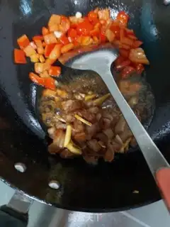 Make Paprika fried chicken chest step 3